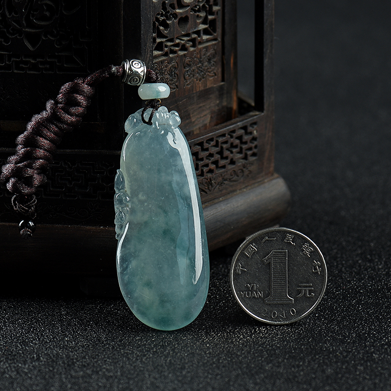 缅甸天然糯冰种飘花翡翠-红掌柜