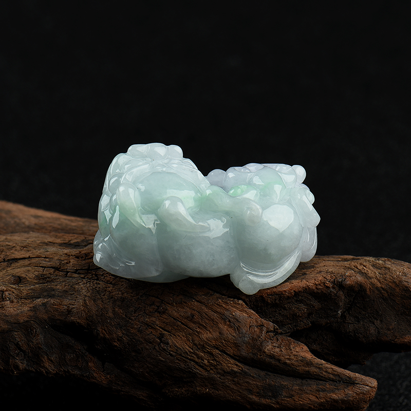 豆种翡翠貔貅-红掌柜