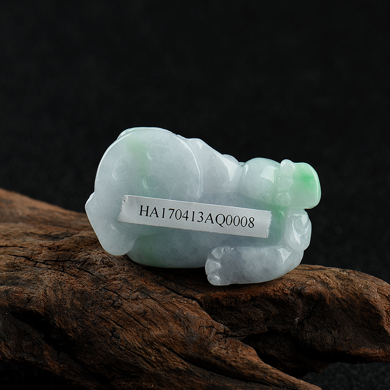 翡翠貔貅吊坠-红掌柜