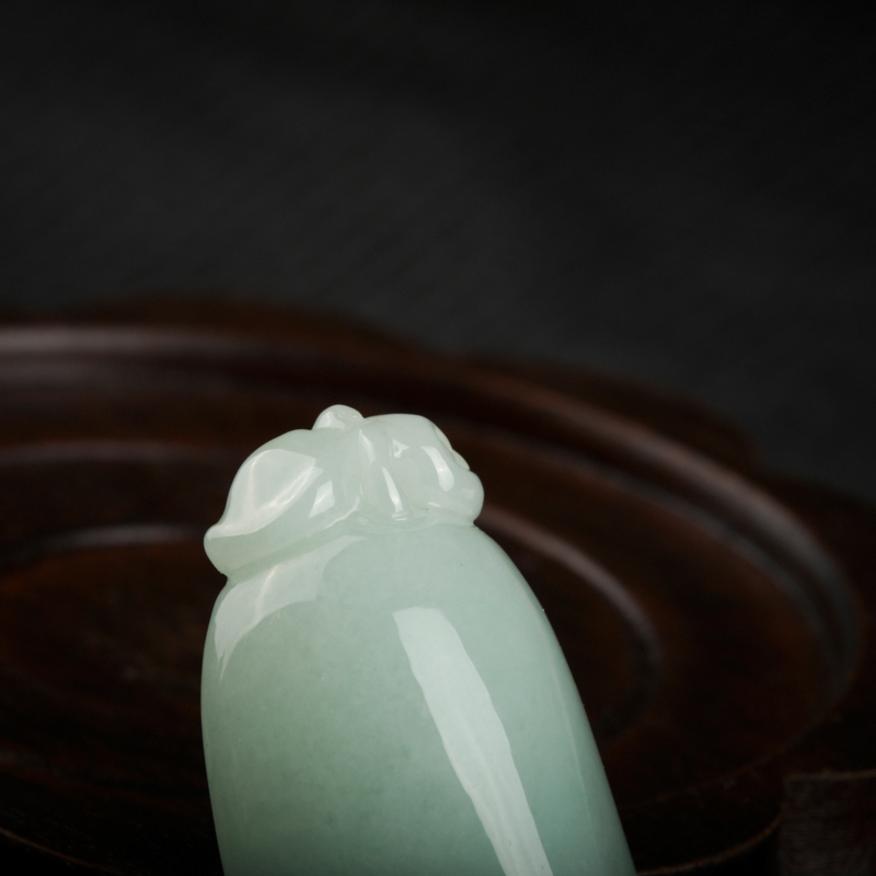 天然A货糯种飘翠翡翠福瓜吊坠-红掌柜