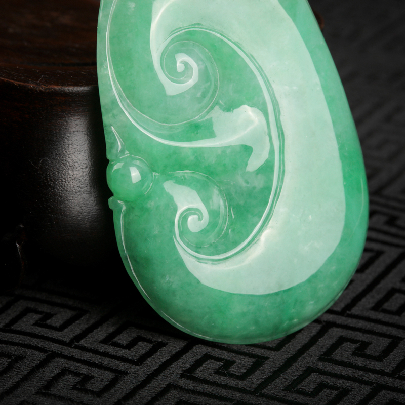 天然A货豆种豆绿翡翠如意吊坠-红掌柜