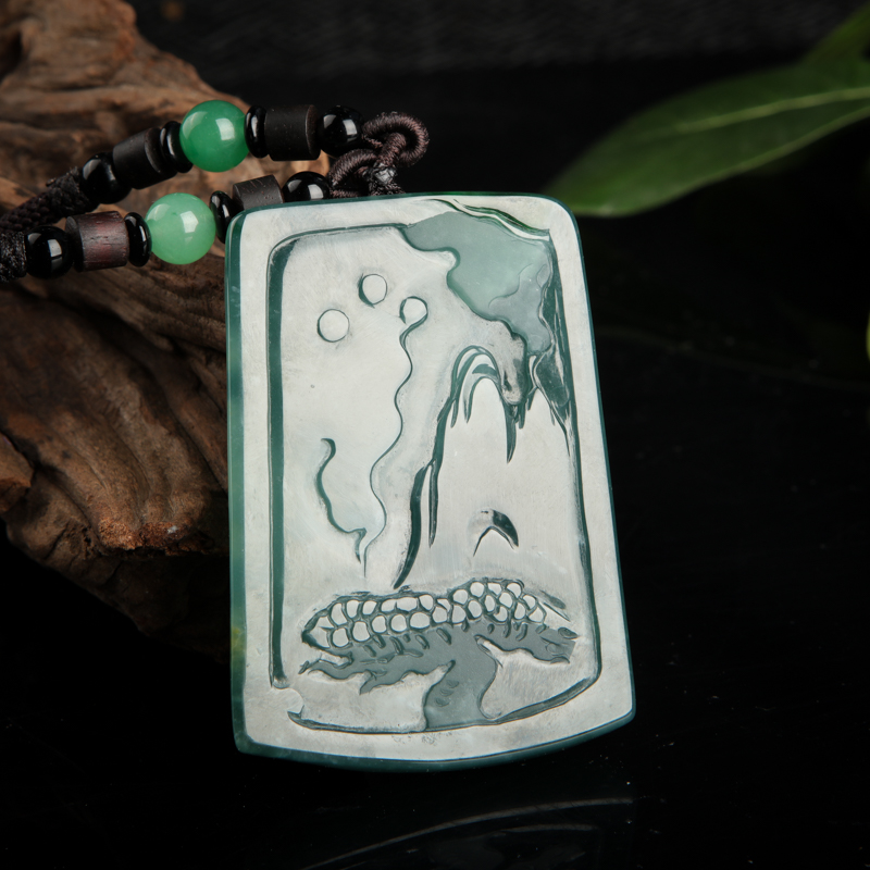 天然翡翠山水牌吊坠-红掌柜