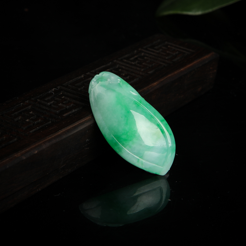 飘翠翡翠福瓜吊坠-红掌柜