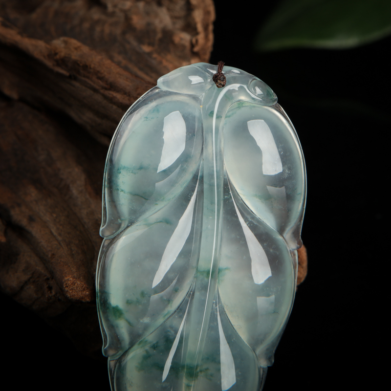 天然翡翠金枝玉叶吊坠-红掌柜