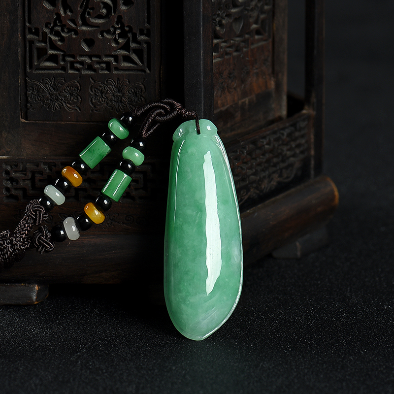 缅甸天然豆种豆绿翡翠福瓜吊坠-红掌柜