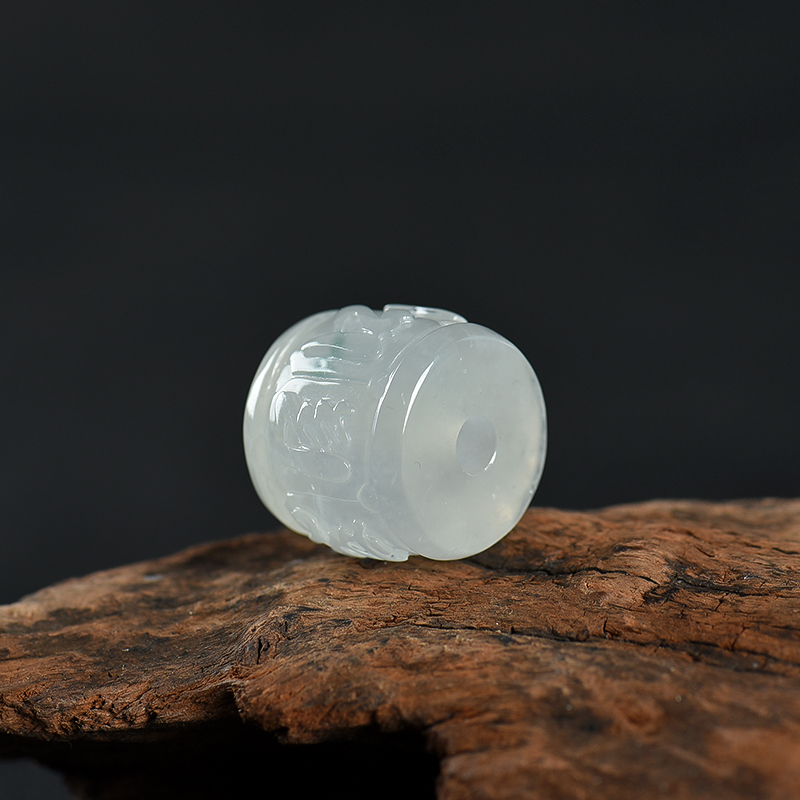 翡翠六字真言路路通吊坠-红掌柜