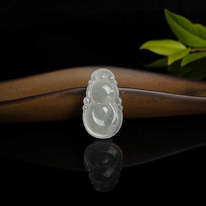 翡翠葫芦吊坠-红掌柜