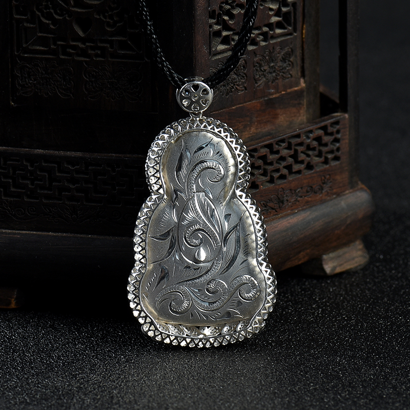 18k糯冰种翡翠观音吊坠-红掌柜