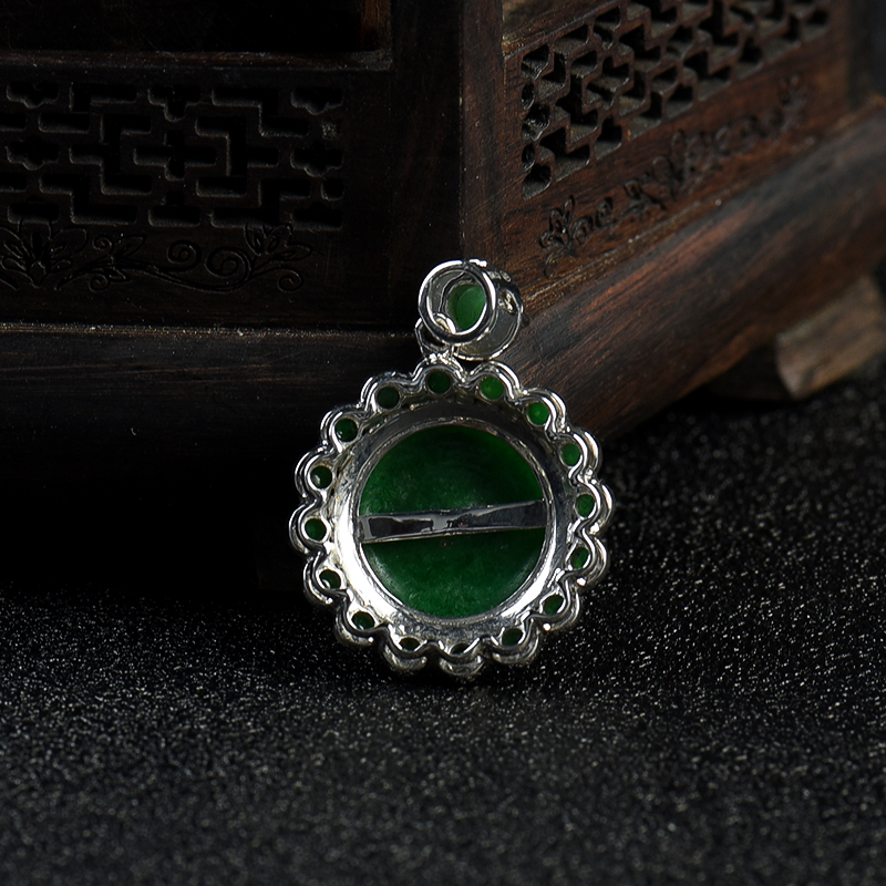 豆种翡翠平安扣吊坠-红掌柜