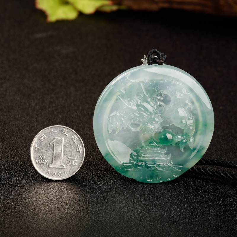 糯冰种飘花翡翠吊坠-红掌柜