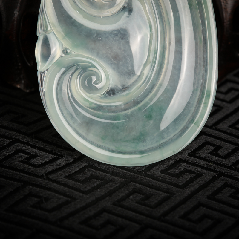 天然A货糯冰种飘花翡翠如意吊坠-红掌柜