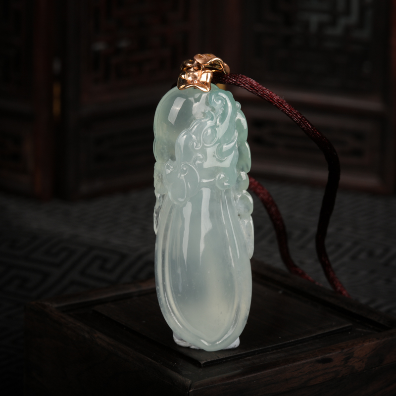 18K糯冰种翡翠福在眼前吊坠-红掌柜