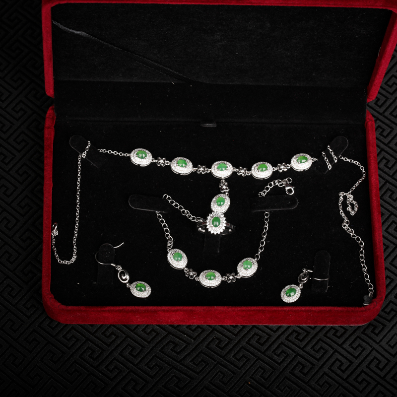 缅甸翡翠四件套-红掌柜