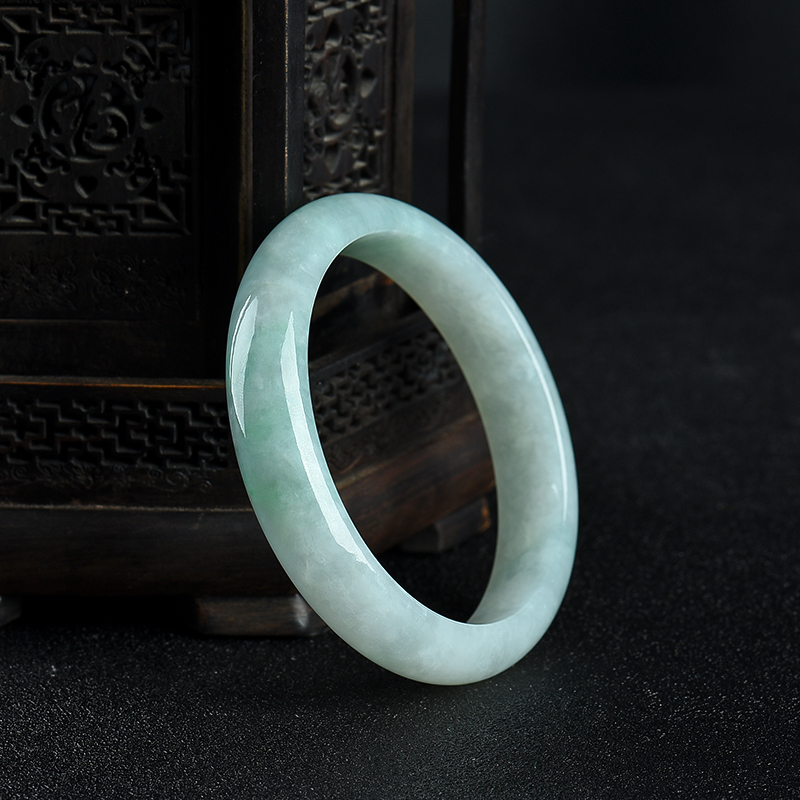 豆种飘翠翡翠手镯-红掌柜