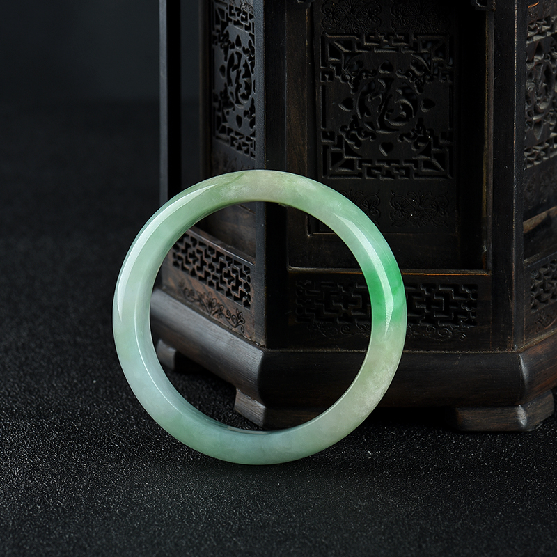 翡翠手镯-红掌柜