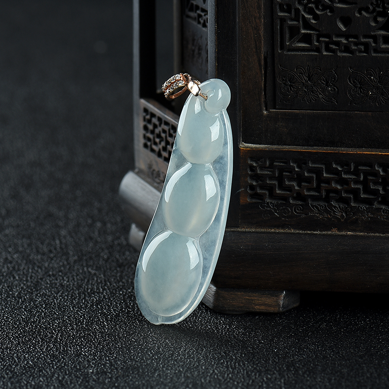 翡翠连中三元吊坠-红掌柜