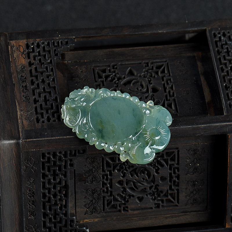 天然翡翠龙凤呈祥吊坠-红掌柜