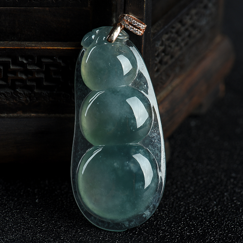 缅甸翡翠连中三元吊坠-红掌柜