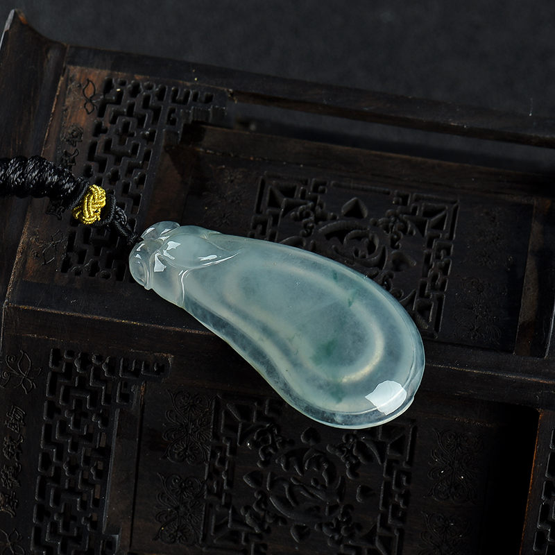 翡翠吊坠-红掌柜