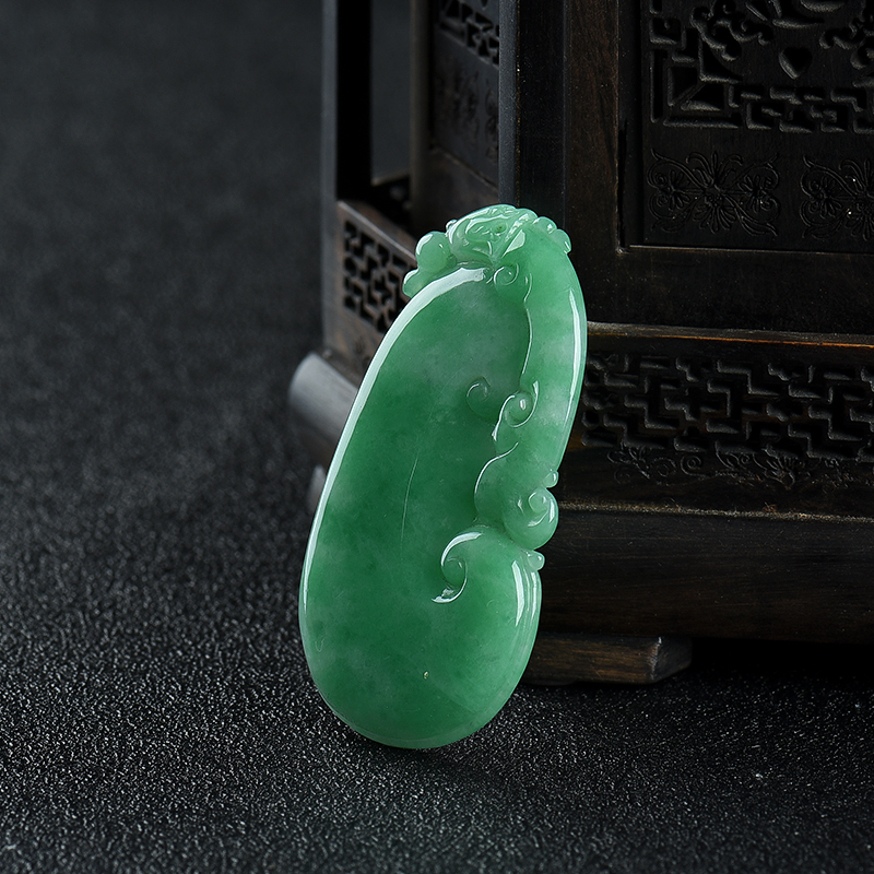 翡翠如意吊坠-红掌柜