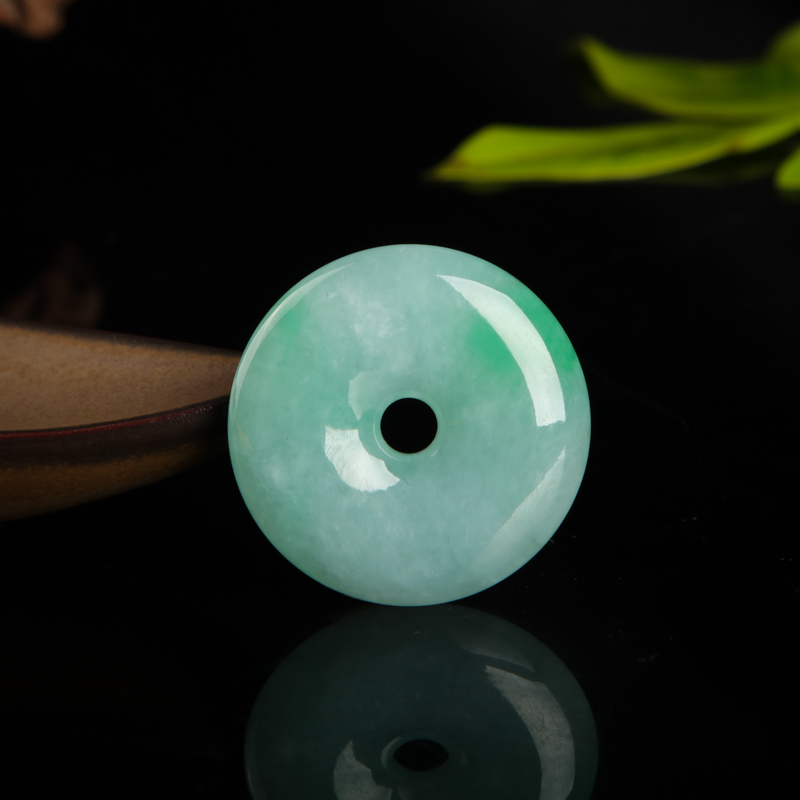 豆种飘翠翡翠平安扣吊坠-红掌柜