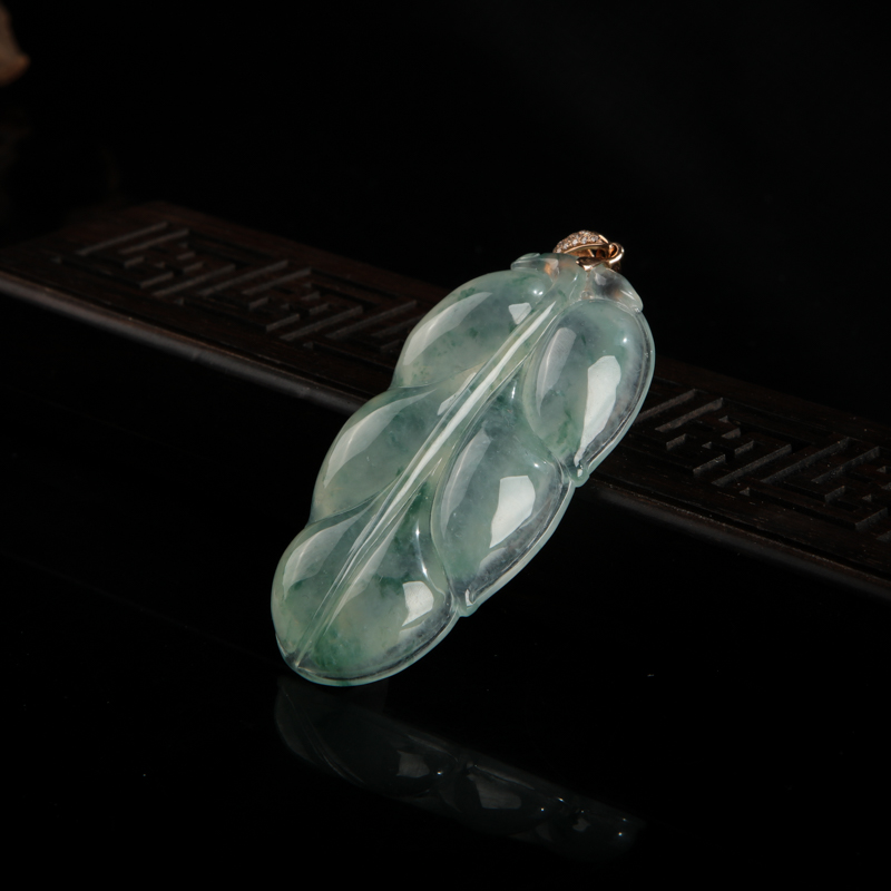 缅甸18k冰种飘花翡翠金枝玉叶吊坠-红掌柜