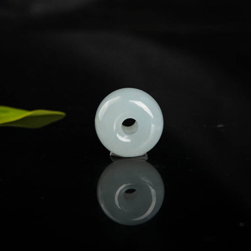 翡翠路路通吊坠-红掌柜