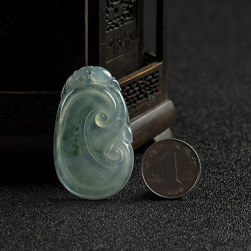 冰种飘花翡翠如意吊坠-红掌柜