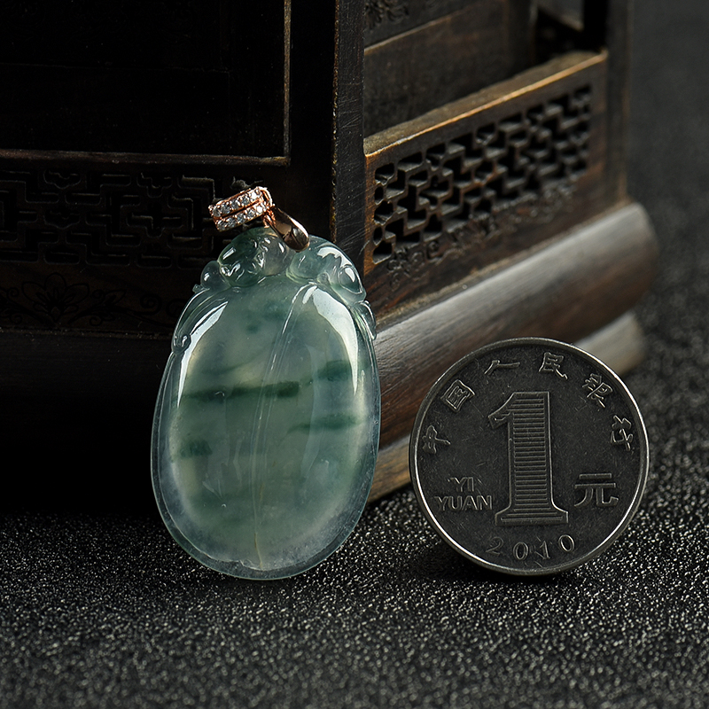 糯冰种飘花翡翠福在眼前吊坠-红掌柜