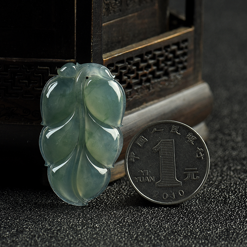 糯种蓝绿翡翠吊坠-红掌柜