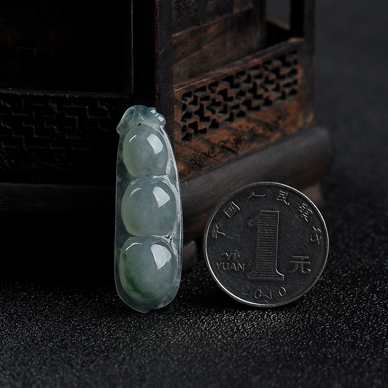 糯冰种飘花翡翠连中三元吊坠-红掌柜