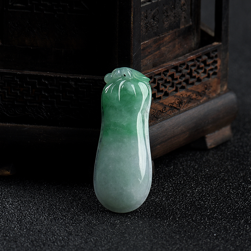 缅甸天然糯种飘翠翡翠福瓜吊坠-红掌柜