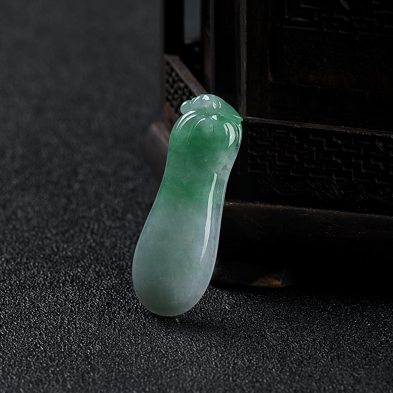 缅甸糯种飘翠翡翠福瓜吊坠-红掌柜
