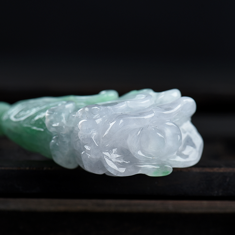 缅甸天然糯种飘翠翡翠吊坠-红掌柜