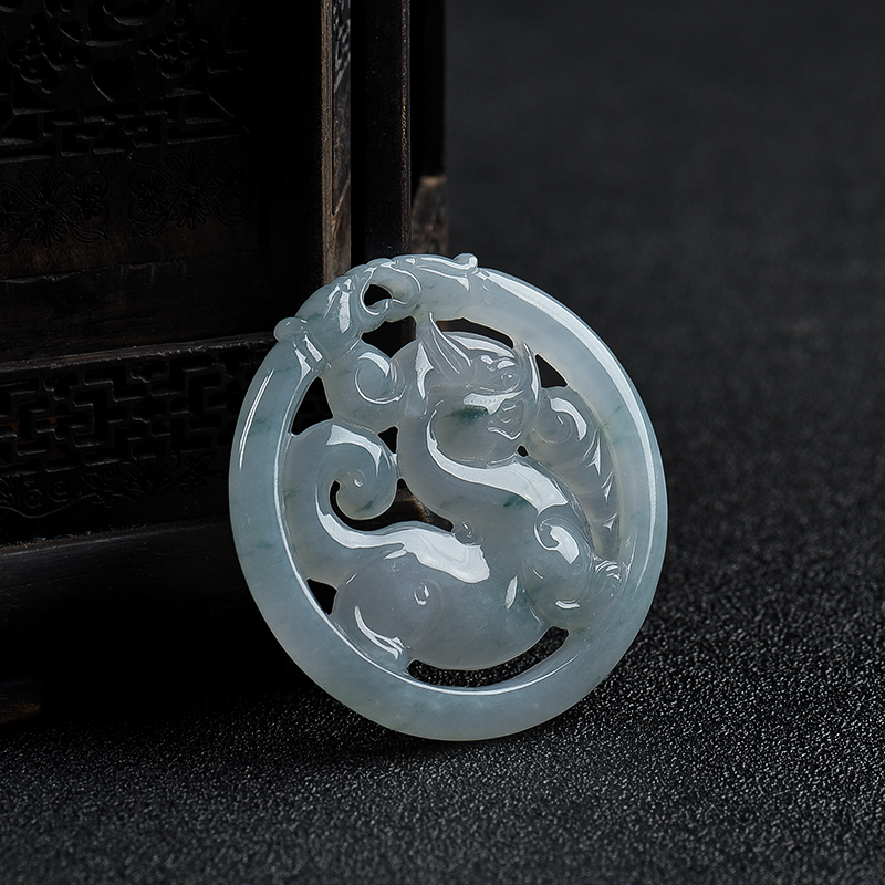 天然糯冰种飘花翡翠麒麟吊坠-红掌柜