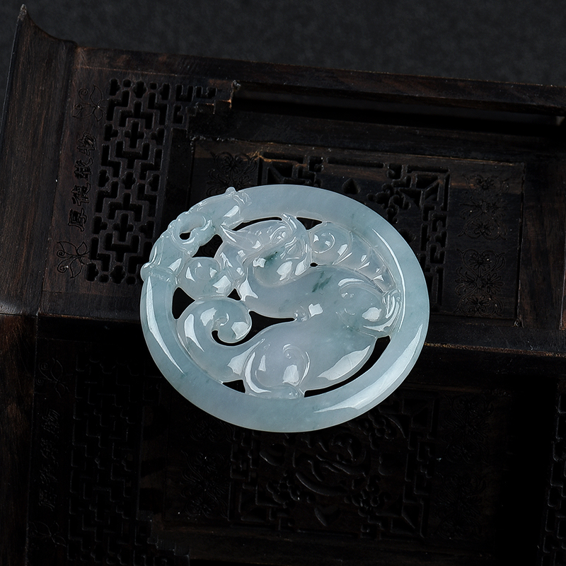 缅甸天然糯冰种翡翠麒麟吊坠-红掌柜