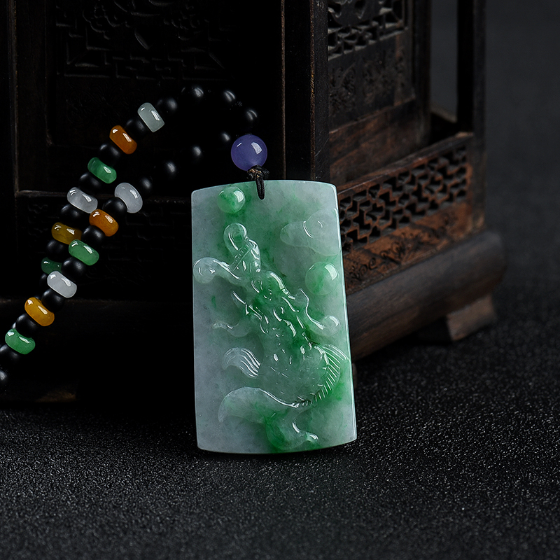 缅甸天然糯种飘翠翡翠辰龙吊坠-红掌柜