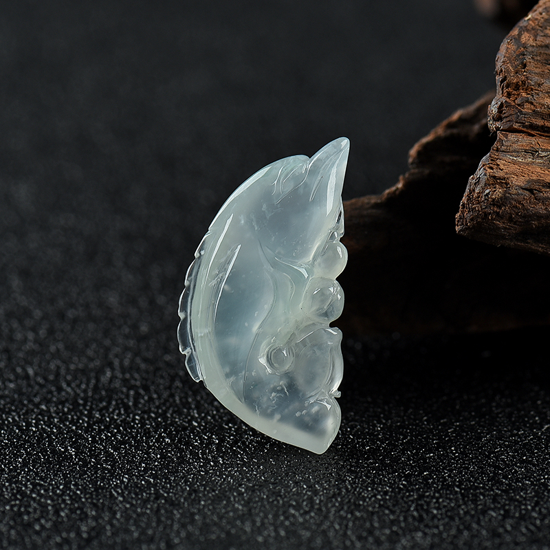 缅甸天然糯冰种翡翠海豚吊坠-红掌柜