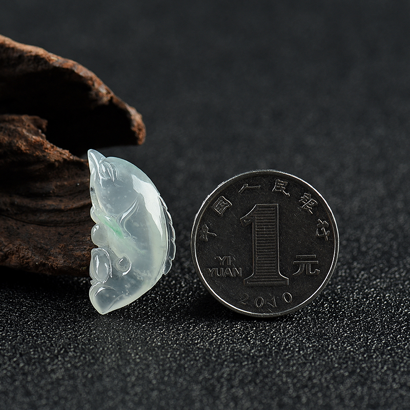 天然A货糯冰种翡翠-红掌柜