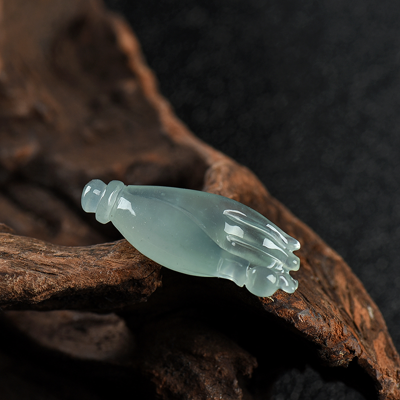 缅甸天然A货糯冰种翡翠-红掌柜