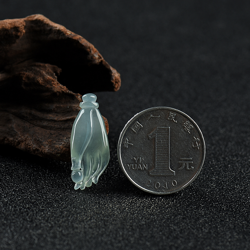 天然A货糯冰种翡翠-红掌柜