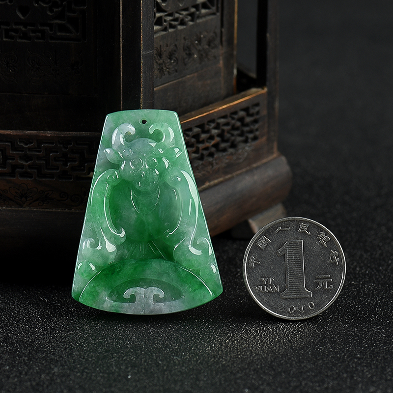 缅甸豆种翠绿翡翠福在眼前吊坠-红掌柜