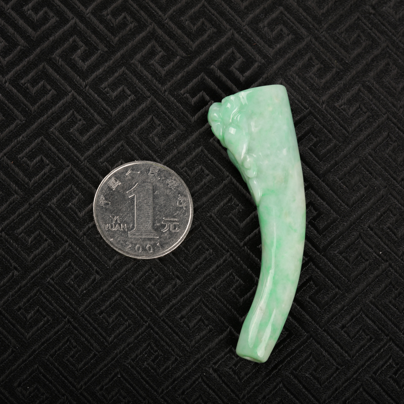 缅甸豆种翡翠烟嘴-红掌柜