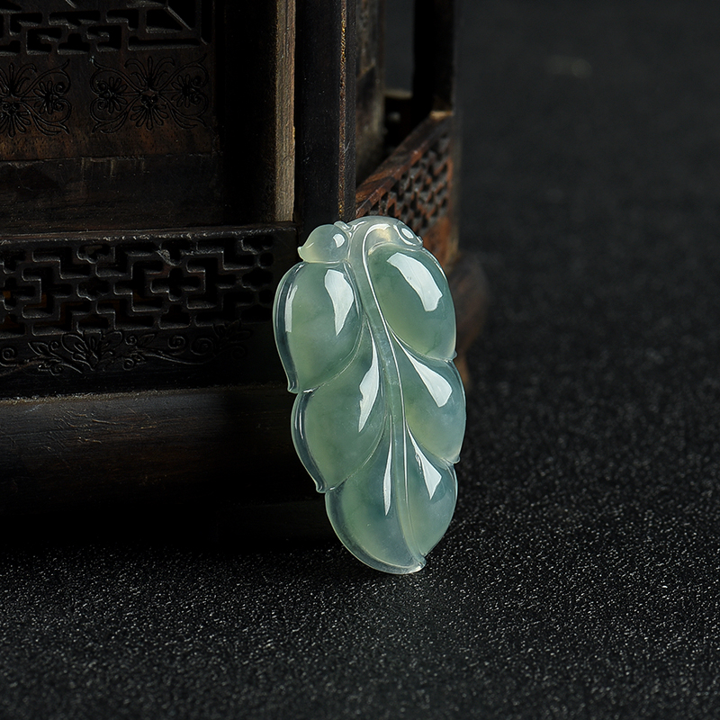 天然糯种飘花翡翠金枝玉叶吊坠-红掌柜