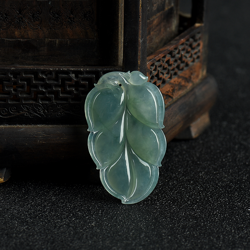 缅甸天然飘花翡翠金枝玉叶吊坠-红掌柜
