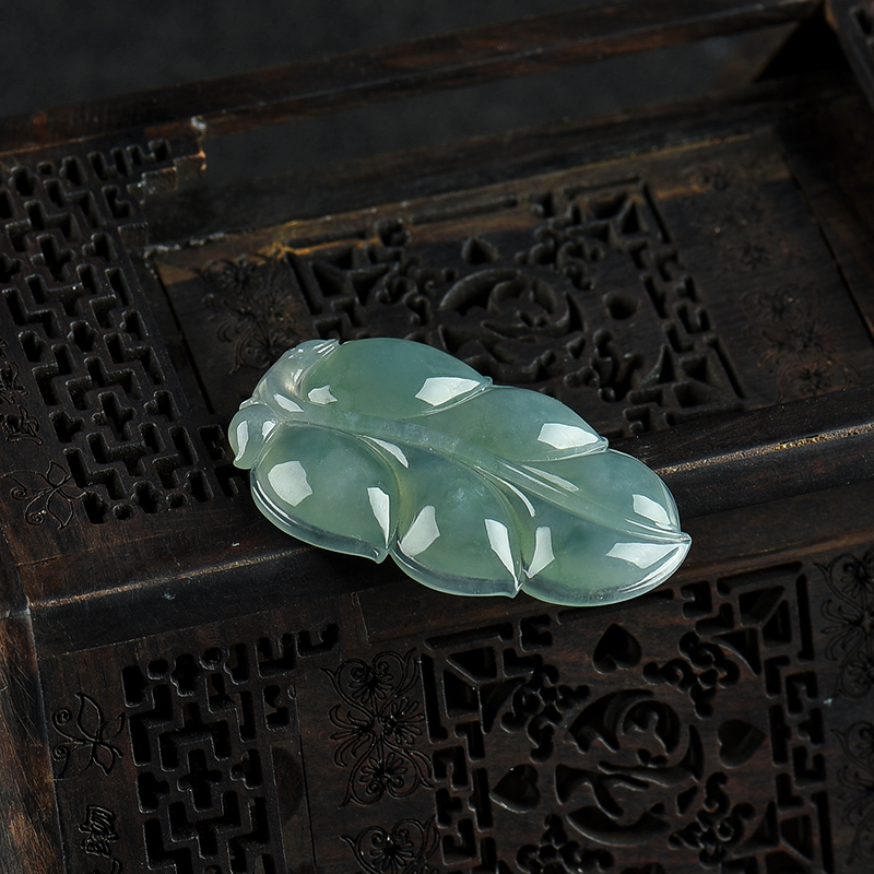 缅甸天然糯种翡翠金枝玉叶吊坠-红掌柜