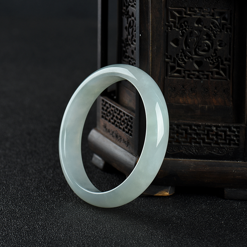 58mm翡翠手镯-红掌柜