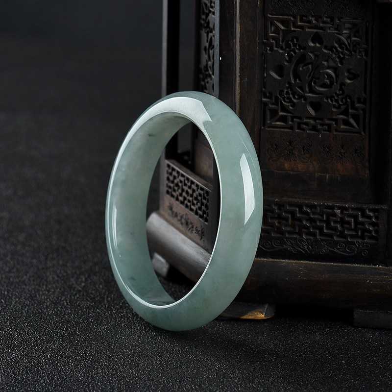 57.5mm灰绿翡翠手镯-红掌柜