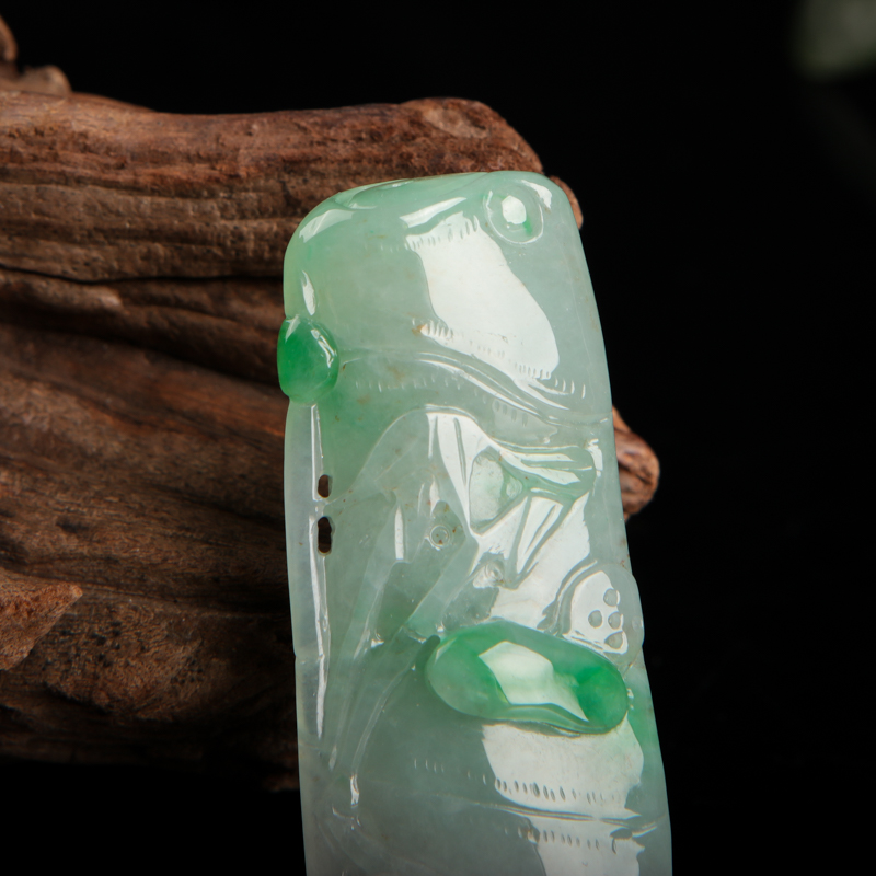 缅甸天然糯种飘翠翡翠吊坠-红掌柜