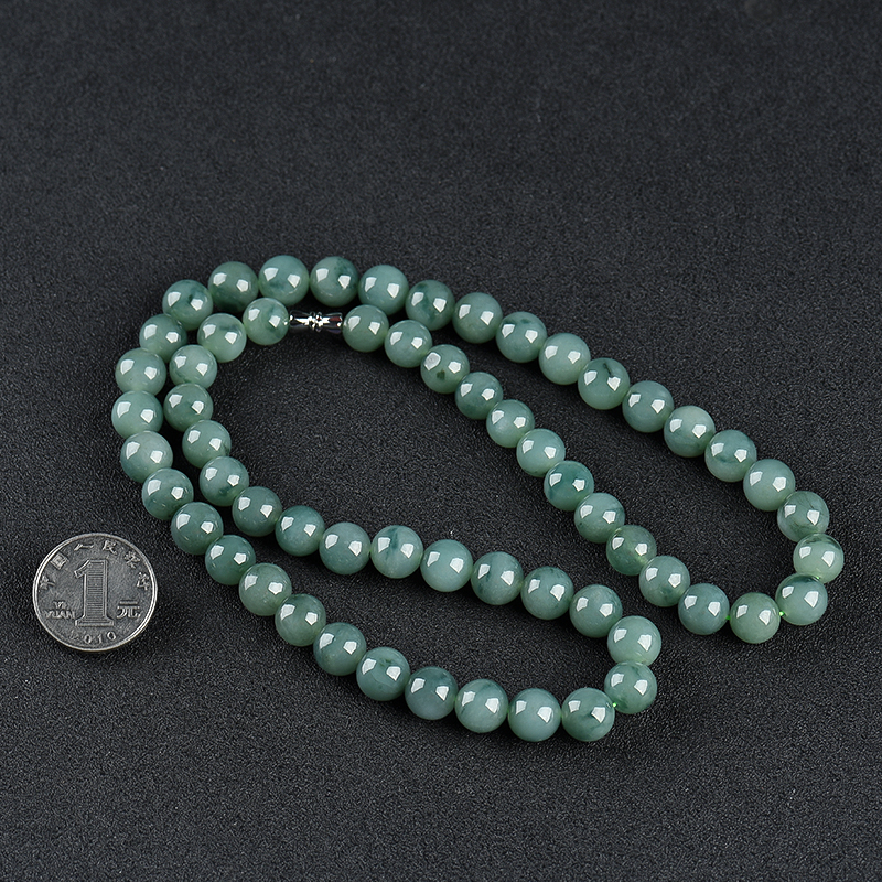 糯冰种翡翠-红掌柜